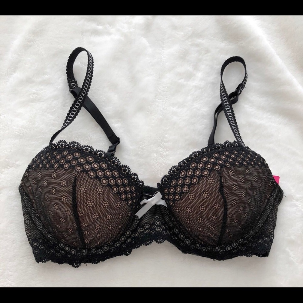 BNWT Betsey Johnson Black Pin Up Style Bra 32C